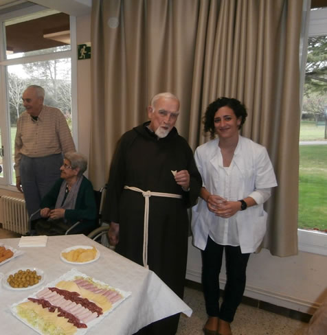 Festa-40-aniv-ResidC3A8ncia-AssC3ADs-96